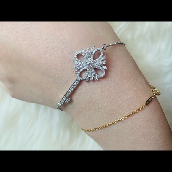 Sliver colour key bracelet - Picture 6 of 8